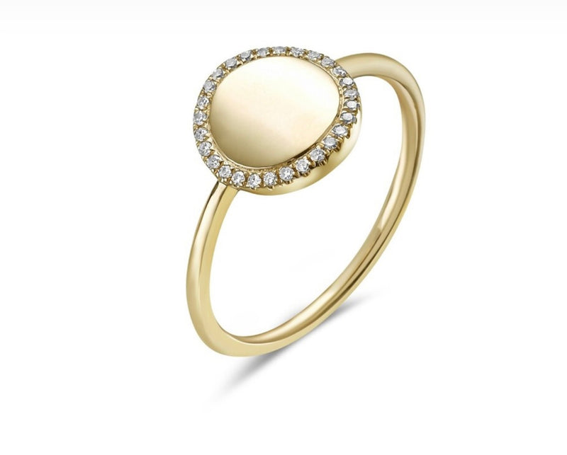 14 Karat Yellow Gold Diamond Circle Fashion Ring